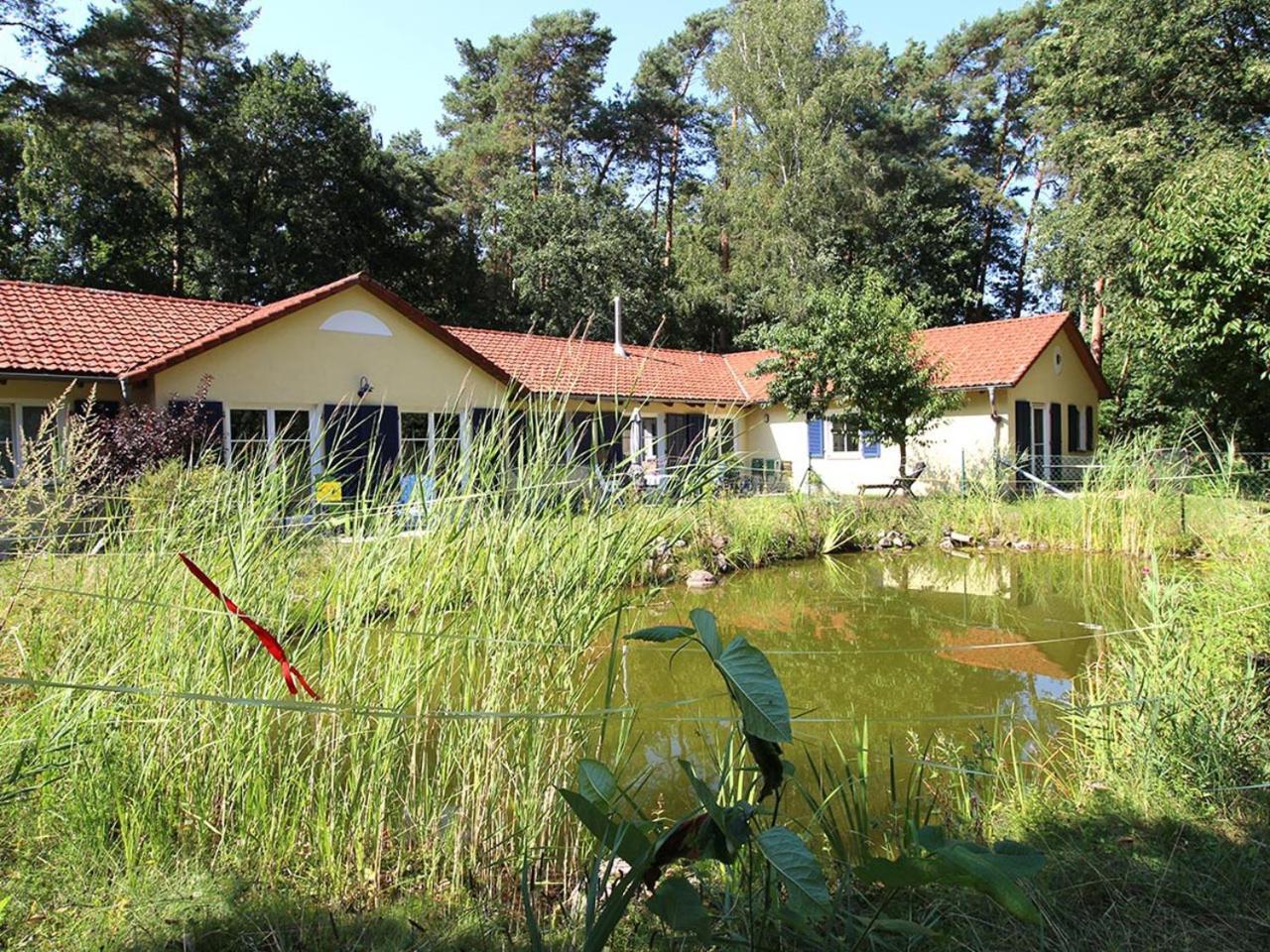Bauernhof-Streichel-Zoo-Kombi-Familien-Suite-Im-Wald-Am-See Gulow ภายนอก รูปภาพ